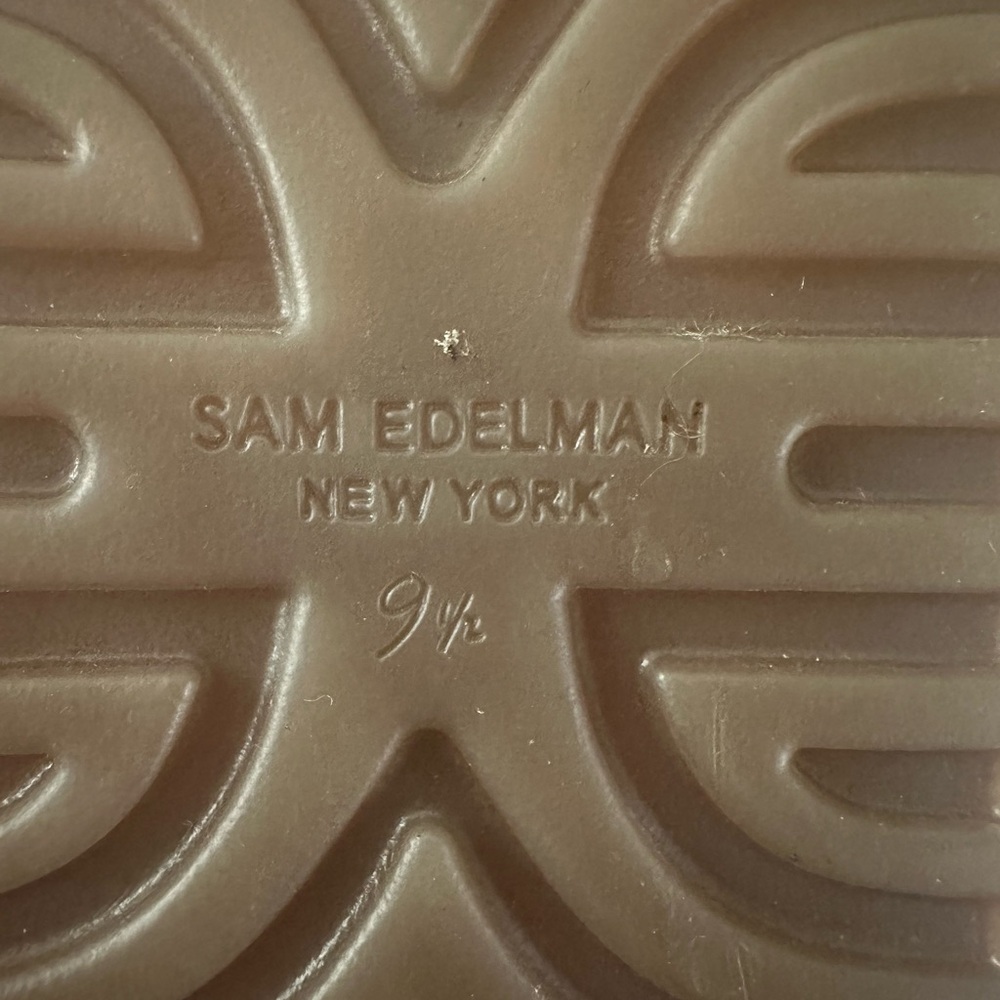 Sam Edelman Cream and Black Velcro Shoes - Picture 6 of 7